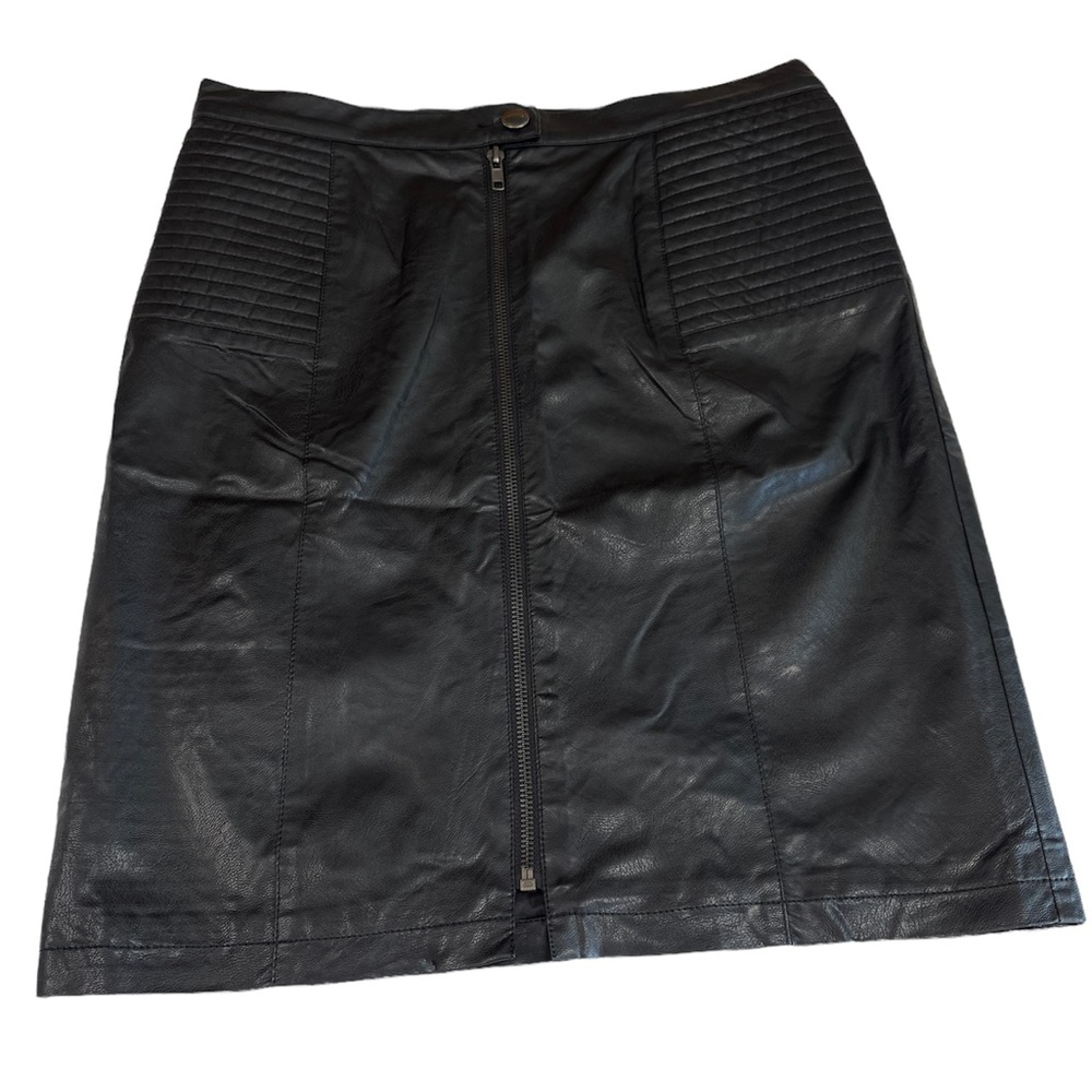 THML Skirt Faux Leather Black Full Front Zip Motto Hip Detail NWT Women’s M